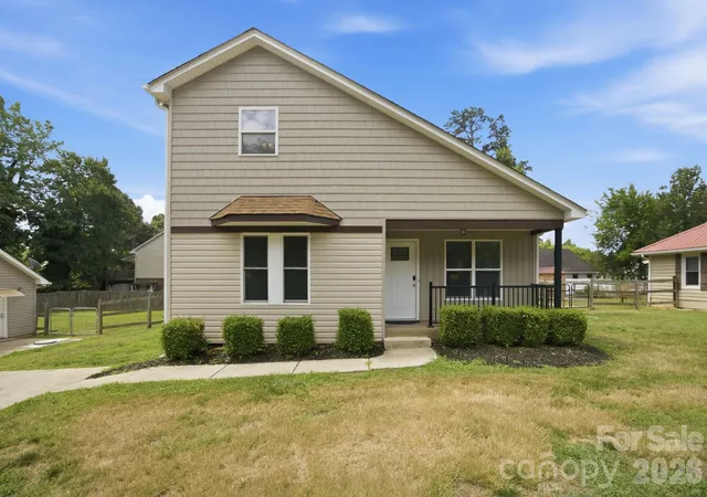 Homes for sale in Denver, NC | 7564 Katherine Dr, Denver, NC 28037 | MLS# 4397384
