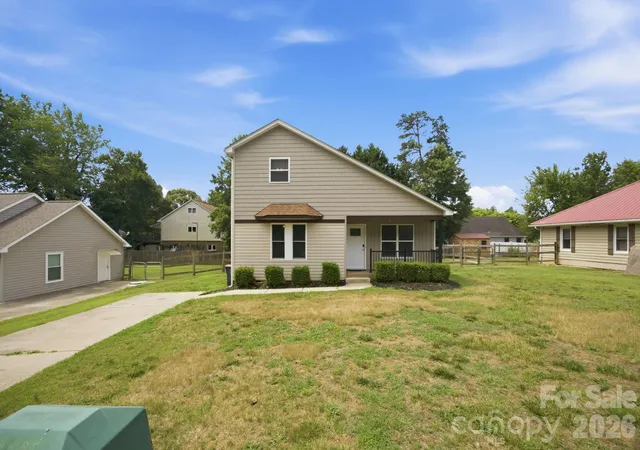 Homes for sale in Denver, NC | 7564 Katherine Dr, Denver, NC 28037 | MLS# 4397384