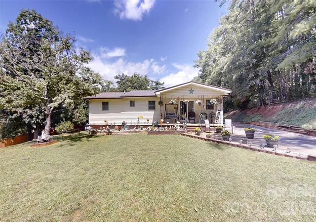 Homes for sale in Weaverville, NC | 81 Pine Mount Rd, Weaverville, NC 28787 | MLS# 4397415