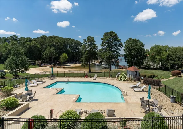 1st image of 17919 Kings Point Dr #K, Cornelius, NC 28031 | MLS# 4397416