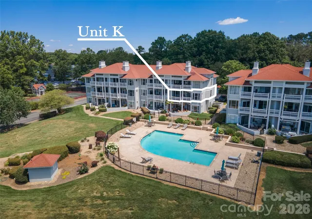 2nd image of 17919 Kings Point Dr #K, Cornelius, NC 28031 | MLS# 4397416