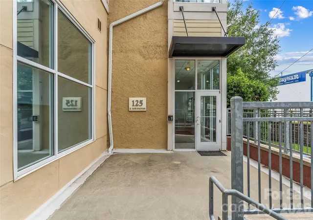 17th image of 125 S Lexington Ave #303, Asheville, NC 28801 | MLS# 4397419