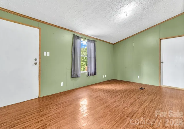 5th image of 12 Green Cove Ln, Alexander, NC 28701 | MLS# 4397427