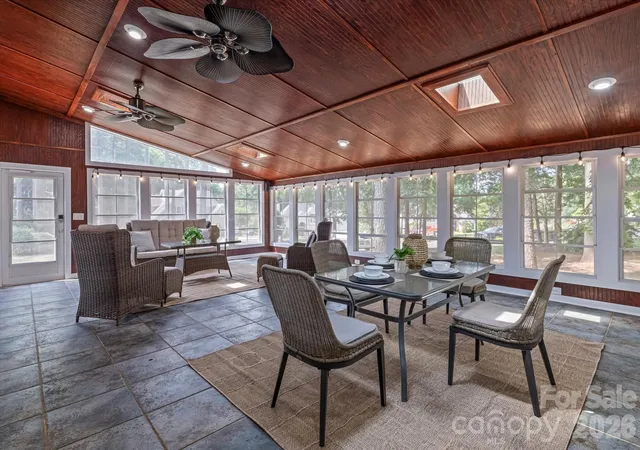 Photo 4 of Single family home for sale at 122 Lake Pine Rd, Mooresville, NC 28117 | MLS# 4397434 | Listing updated on 2026-09-27