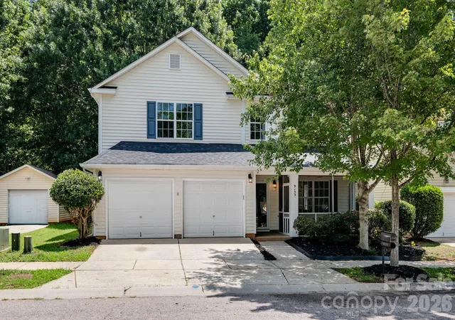Photo 2 of Single family home for sale at 9153 Glenashley Dr, Cornelius, NC 28031 | MLS# 4397444 | Listing updated on 2026-09-07