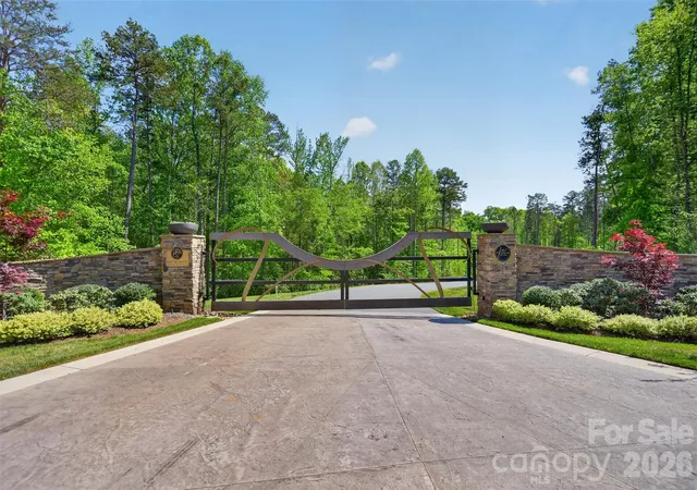 Photo 3 of Sale Pending at 2a Ventosa Dr, Denver, NC 28037 | MLS# 4397446 | Listing updated on 2026-10-20