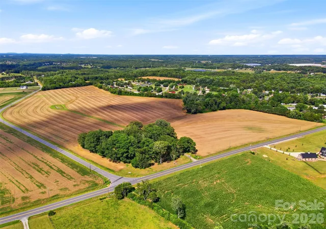 3rd image of 4770 W Nc 10 Hwy, Newton, NC 28658 | MLS# 4397448