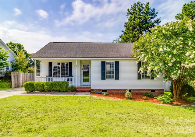 Photo 2 of Single family home for sale at 441 Coops Ct, West Columbia, SC 29170 | MLS# 4397455 | Listing updated on 2026-09-24