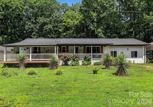 1st image of 1306 Mooresville Rd, Kannapolis, NC 28081 | MLS# 4397473