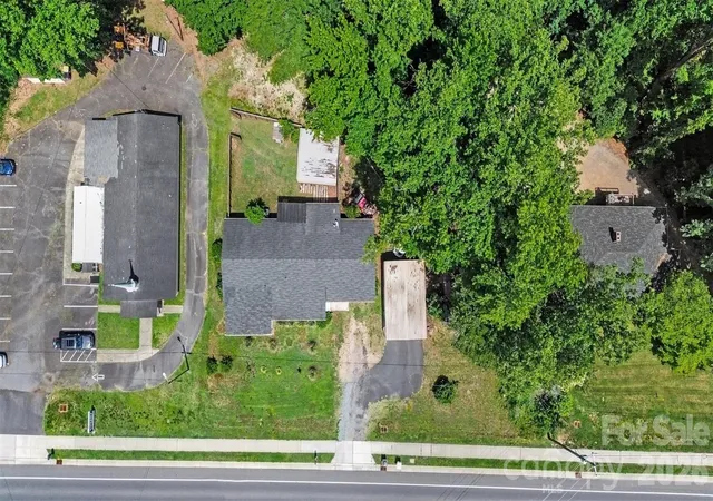 18th image of 1306 Mooresville Rd, Kannapolis, NC 28081 | MLS# 4397473