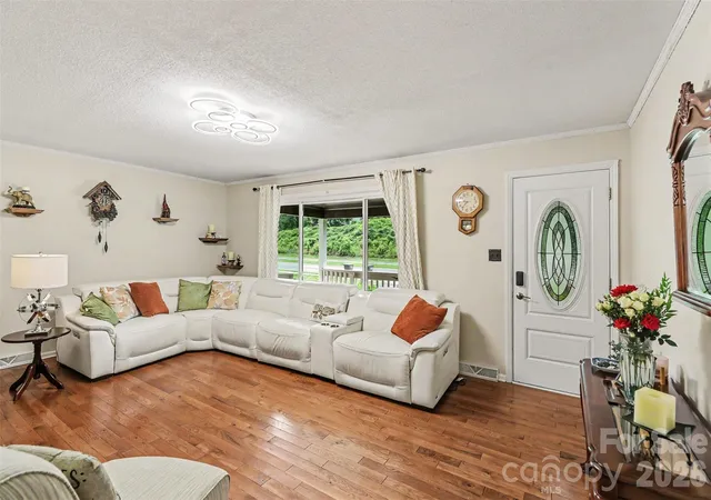 4th image of 1306 Mooresville Rd, Kannapolis, NC 28081 | MLS# 4397473