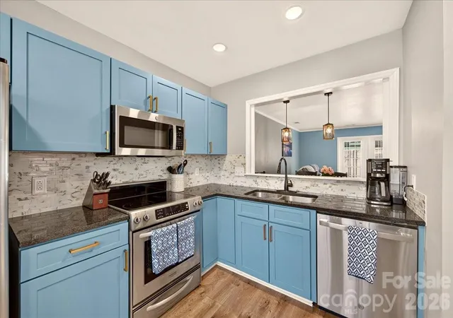 Photo 4 of Condo for sale at 8220 Legare Ct, Charlotte, NC 28210 | MLS# 4397513 | Listing updated on 2026-09-23