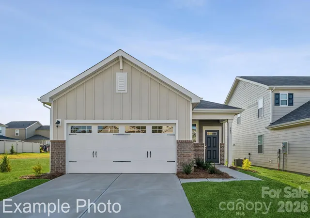 Photo 1 of Single family home for sale at 3119 29th Avenue Ne, Hickory, NC 28601 | MLS# 4397530 | Listing updated on 2026-09-04