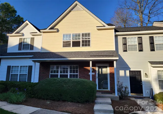 1st image of 10115 Forest Landing Dr, Charlotte, NC 28213 | MLS# 4397549