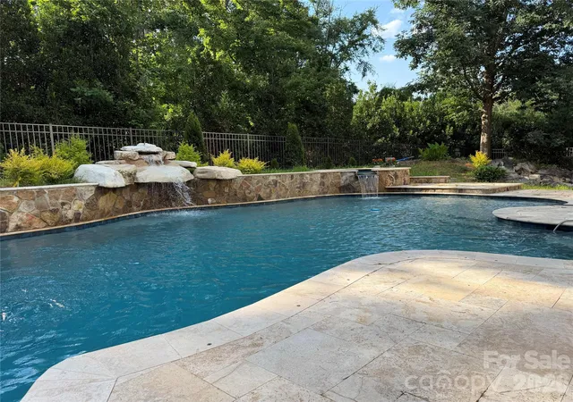 Photo 3 of Single family home for sale at 600 Baron Rd, Waxhaw, NC 28173 | MLS# 4397562 | Listing updated on 2026-09-20