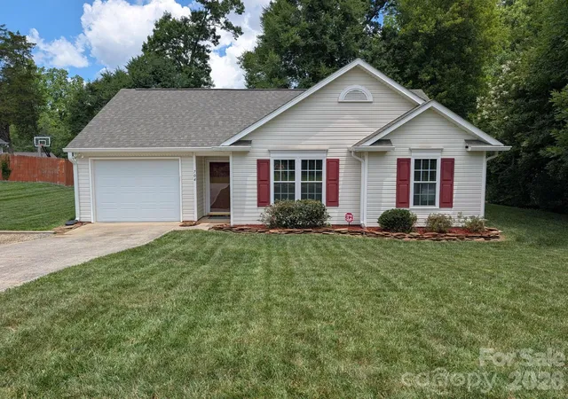 2nd image of 704 Gum Branch Rd, Charlotte, NC 28214 | MLS# 4397567