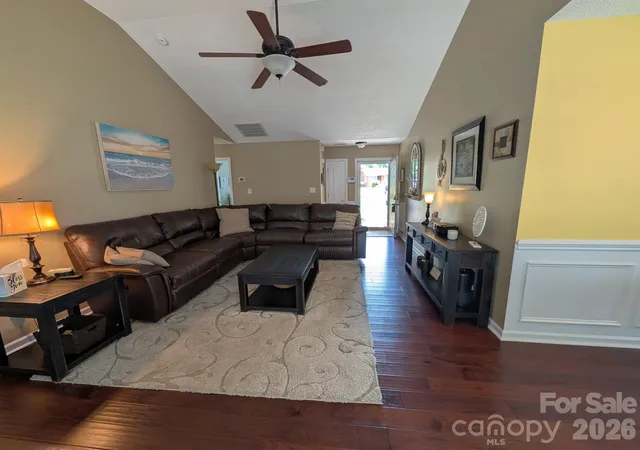 5th image of 704 Gum Branch Rd, Charlotte, NC 28214 | MLS# 4397567
