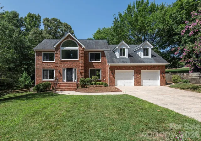 Homes for sale in Charlotte, NC | 1941 Dugan Dr, Charlotte, NC 28270 | MLS# 4397590