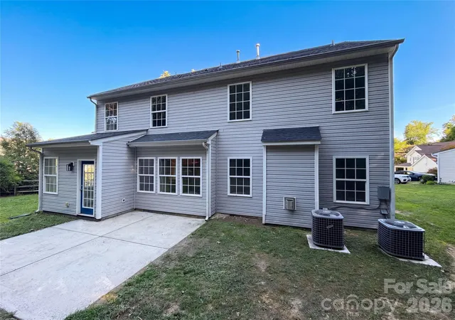 Photo 29 of Single family home for sale at 2007 Turtle Point Rd, Charlotte, NC 28262 | MLS# 4397661 | Listing updated on 2026-08-03