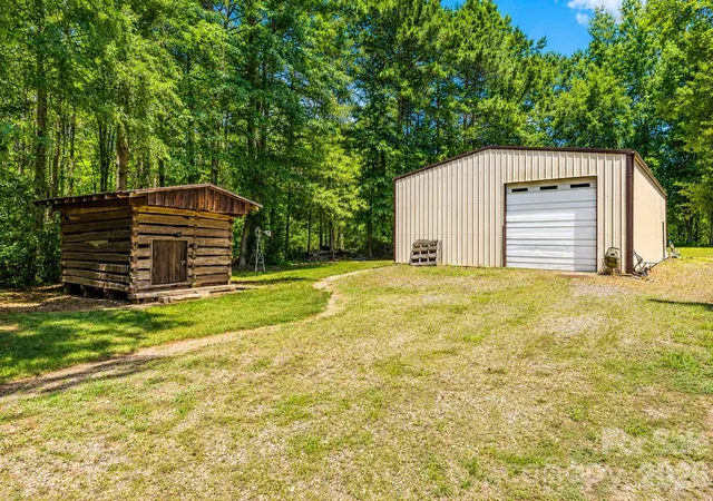 4th image of 1347 Killian Rd, Stanley, NC 28164 | MLS# 4397694