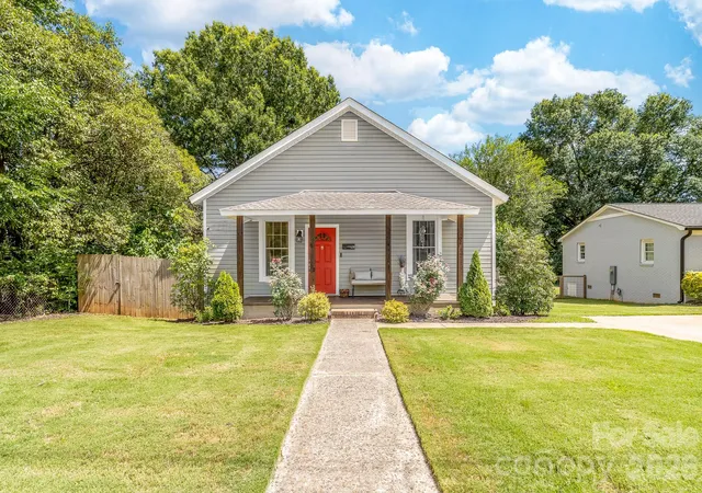 Homes for sale in Rock Hill, SC | 950 Lucas St, Rock Hill, SC 29730 | MLS# 4397702
