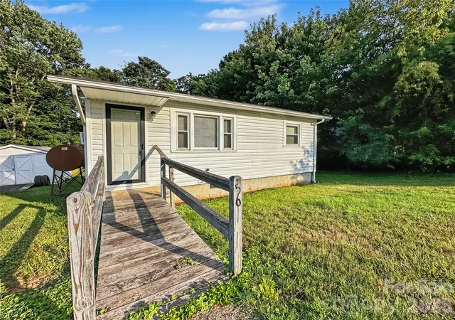Homes for sale in Stony Point, NC | 56 Jackson Ln, Stony Point, NC 28678 | MLS# 4397727