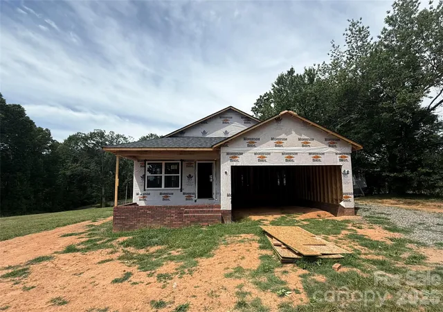 Homes for sale in Statesville, NC | 114 Morrow Farm Rd, Statesville, NC 28677 | MLS# 4397731