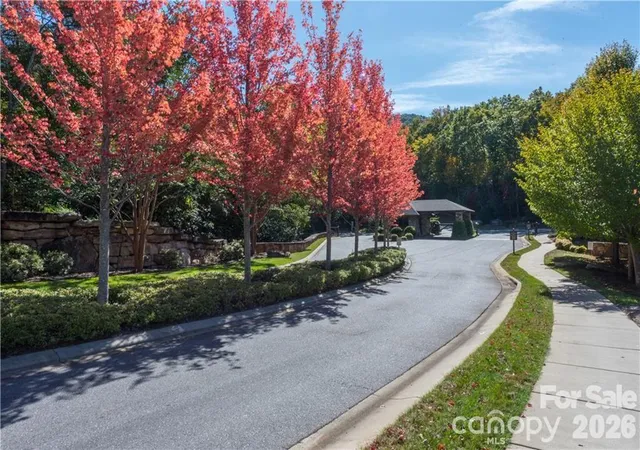 Homes for sale in Black Mountain, NC | 46 Settings Blvd #139, Black Mountain, NC 28711 | MLS# 4397745