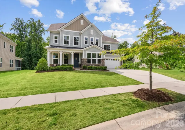 Photo 1 of Single family home for sale at 10397 Paper Birch Dr, Charlotte, NC 28215 | MLS# 4397748 | Listing updated on 2026-09-29