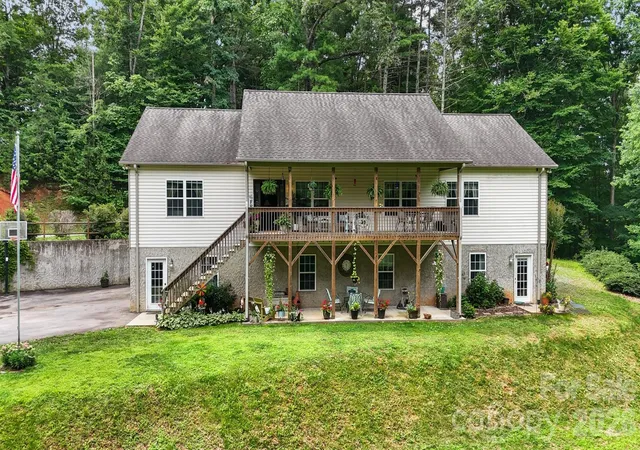 Homes for sale in Weaverville, NC | 90 King Rd, Weaverville, NC 28787 | MLS# 4397752