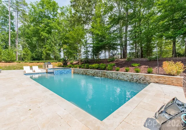 Photo 4 of Single family home for sale at 410 Kensington Park Way, Waxhaw, NC 28173 | MLS# 4397760 | Listing updated on 2026-09-24