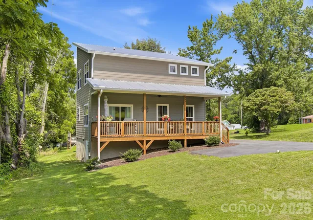 Homes for sale in Canton, NC | 777 High St, Canton, NC 28716 | MLS# 4397764