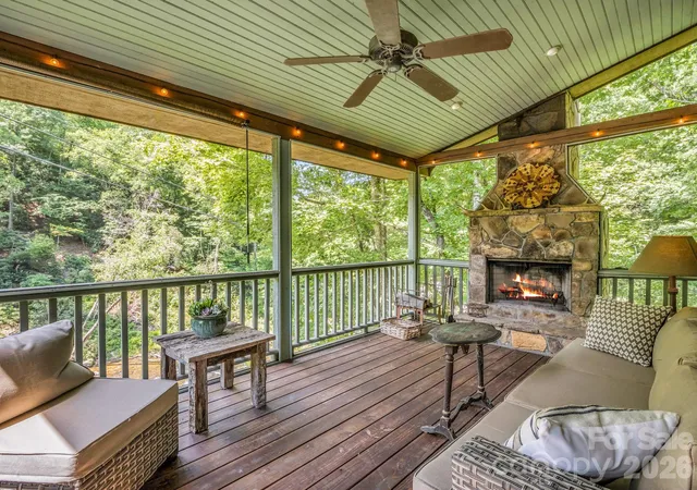 Homes for sale in Brevard, NC | 9390 East Fork Rd, Brevard, NC 28712 | MLS# 4397774