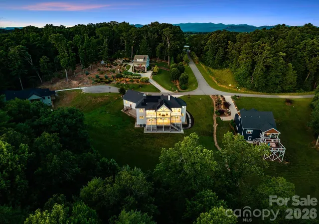 Photo 5 of Single family home for sale at 7 Temujin Dr, Leicester, NC 28748 | MLS# 4397809 | Listing updated on 2026-07-31