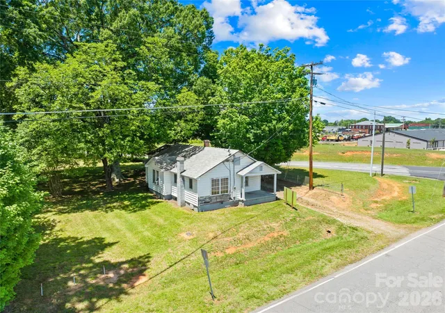 Homes for sale in Statesville, NC | 914 Wall St, Statesville, NC 28677 | MLS# 4397817