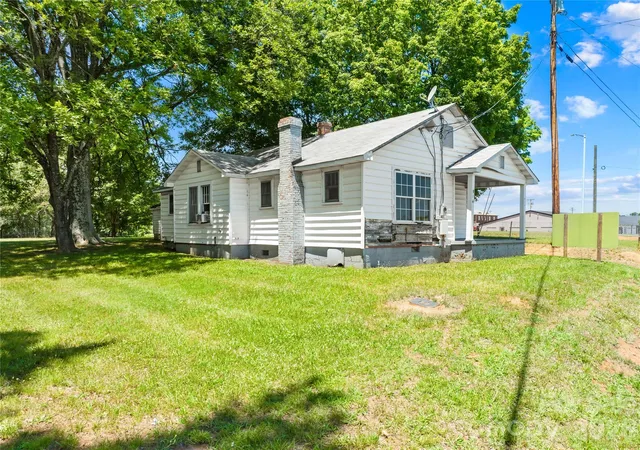 Homes for sale in Statesville, NC | 914 Wall St, Statesville, NC 28677 | MLS# 4397817