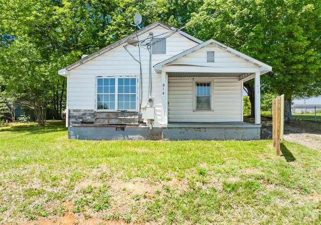 Photo 4 of Land for sale at 914 Wall St, Statesville, NC 28677 | MLS# 4397817 | Listing updated on 2026-08-14