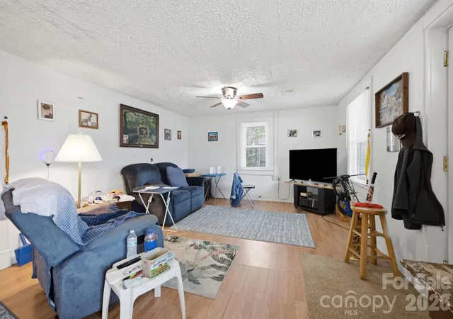 5th image of 3948 Main Avenue Dr Nw, Hickory, NC 28601 | MLS# 4397818