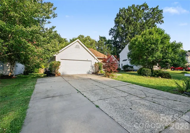2nd image of 3786 Sedgewick Dr Sw, Concord, NC 28027 | MLS# 4397851