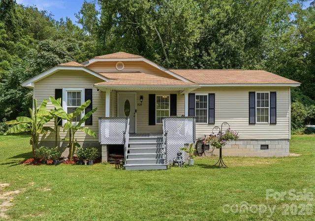 Homes for sale in Kannapolis, NC | 928 Oval St, Kannapolis, NC 28081 | MLS# 4397869
