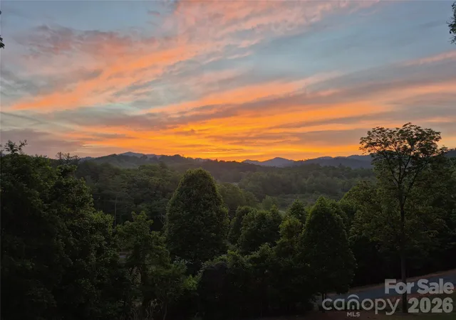 Photo 2 of Sale Pending at 143 Fox Grape Holw Rd, Mars Hill, NC 28754 | MLS# 4397871 | Listing updated on 2026-08-20