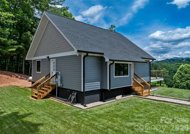 Homes for sale in Mars Hill, NC | 143 Fox Grape Hollow Rd, Mars Hill, NC 28754 | MLS# 4397871