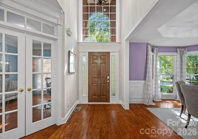 Homes for sale in Tega Cay, SC | 710 Fairway Point Dr, Tega Cay, SC 29708 | MLS# 4397898