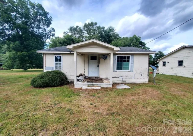 1st image of 209 E James St, La Grange, NC 28551 | MLS# 4397903