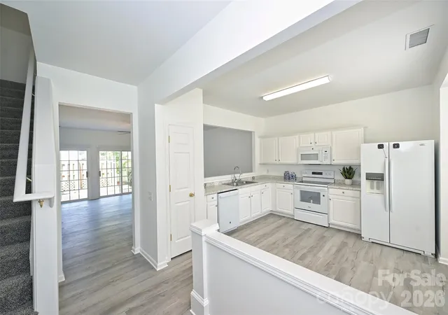 Photo 3 of Townhouse for sale at 3160 Mannington Dr, Charlotte, NC 28270 | MLS# 4397935 | Listing updated on 2026-09-12