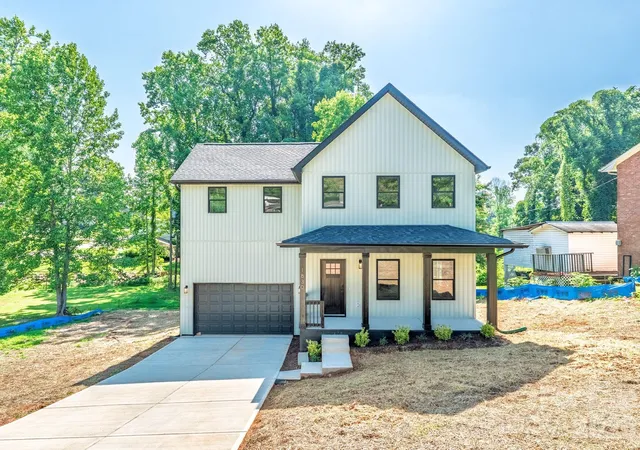 1st image of 1830 31st St Ne, Hickory, NC 28601 | MLS# 4397975