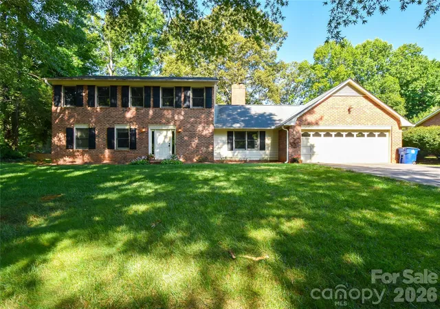 Photo 3 of Single family home for sale at 792 Reaford Rd, Winston Salem, NC 27104 | MLS# 4397982 | Listing updated on 2026-09-03