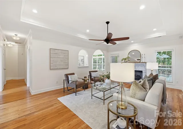 Photo 4 of Single family home for sale at 1366 Crown Ridge Dr, Fort Mill, SC 29708 | MLS# 4397987 | Listing updated on 2026-10-10