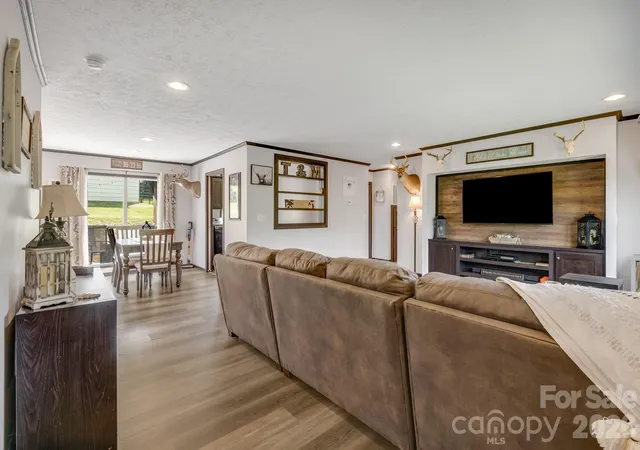 Homes for sale in Mars Hill, NC | 256 Phillips Valley Rd, Mars Hill, NC 28754 | MLS# 4398012