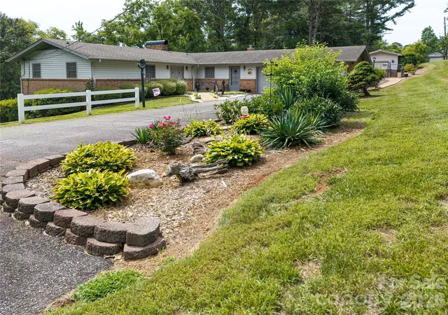 3rd image of 2234 Kool Park Rd Ne, Hickory, NC 28601 | MLS# 4398018